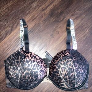 Victoria's Secret Leopard Lace bombshell rhinestone bra size 38DD